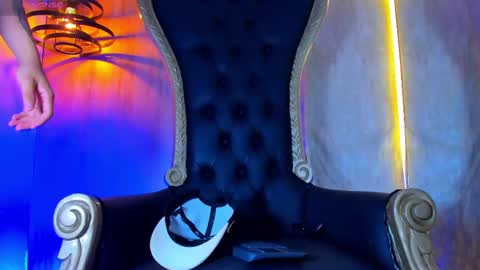 Snapshot of thaddeus_king chatting on October 2025 11:36:01 PM thaddeus king online show from October 2025 11:36:01 PM