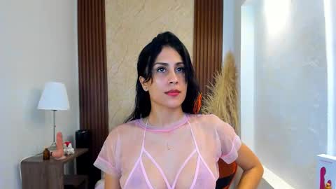 Sweet Thais  online show from December 2025 02:44:02 PM