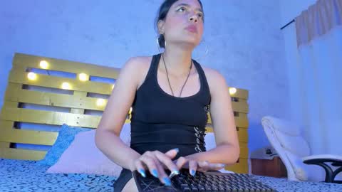 thalia888_ online show from October 2025 07:02:02 PM