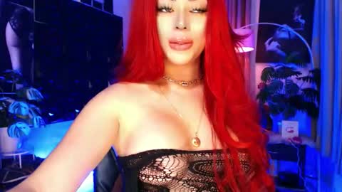 THALIA  online show from November 2025 04:40:02 PM