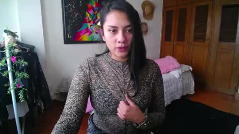 Snapshot of thaliacooper chatting on December 2024 08:44:01 PM online show from December 2024 08:44:01 PM