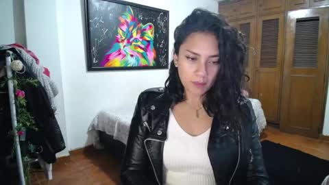 Snapshot of thaliacooper chatting on December 2024 05:23:01 AM online show from December 2024 05:23:01 AM