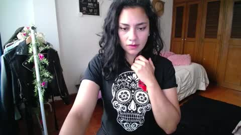 Snapshot of thaliacooper chatting on March 2025 10:52:02 PM online show from March 2025 10:52:02 PM