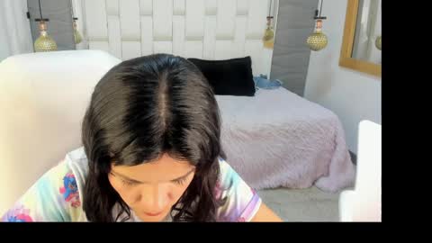 Snapshot of thalialopez chatting on March 2026 07:14:02 AM Thalia online show from March 2026 07:14:02 AM