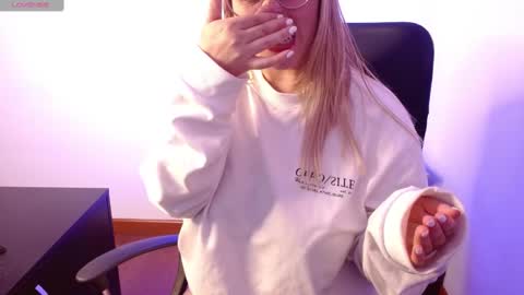   online show from February 2025 06:40:01 PM