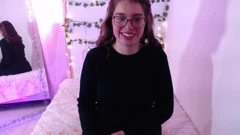   online show from October 2025 06:38:02 PM