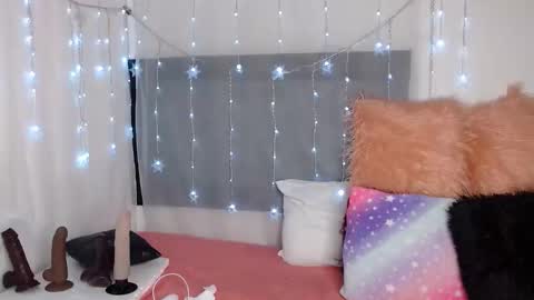 Snapshot of thamarar chatting on January 2026 02:27:01 AM Thamara online show from January 2026 02:27:01 AM