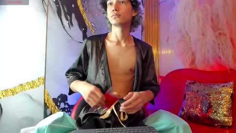 thanier_18 online show from March 2026 02:10:01 PM