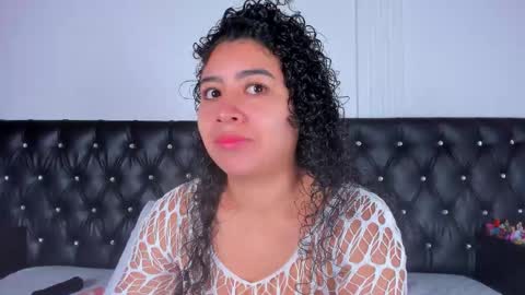 thara webstter online show from September 2025 11:44:01 AM