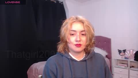 Snapshot of thatgirl2003 chatting on September 2025 07:27:02 PM online show from September 2025 07:27:02 PM