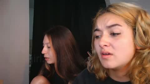 Snapshot of thatgirl2003 chatting on November 2025 02:38:01 PM online show from November 2025 02:38:01 PM