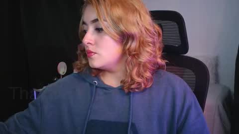 Snapshot of thatgirl2003 chatting on November 2025 03:06:01 AM online show from November 2025 03:06:01 AM