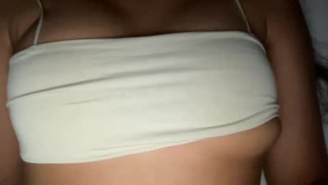 Melanie online show from October 2025 05:05:01 AM