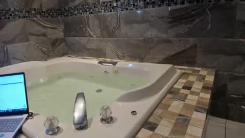 Snapshot of thatguyfromx chatting on February 2026 11:34:02 PM That guy follow on X online show from February 2026 11:34:02 PM