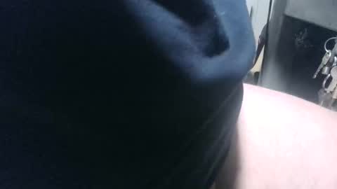 Snapshot of thathornierguy chatting on December 2024 11:32:02 AM thathornierguy online show from December 2024 11:32:02 AM