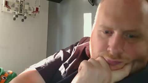 the007146368 online show from November 2025 01:44:02 PM