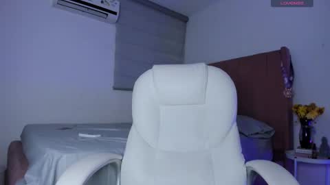 nina mirley online show from February 2025 11:13:01 PM