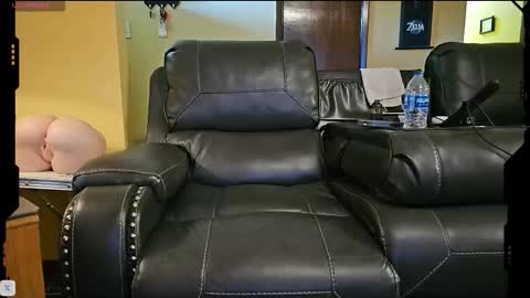 the_alpha_dog_xxx online show from October 2025 04:50:01 PM