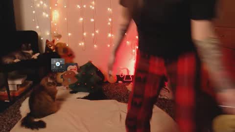 Giovanna online show from December 2025 01:45:01 AM