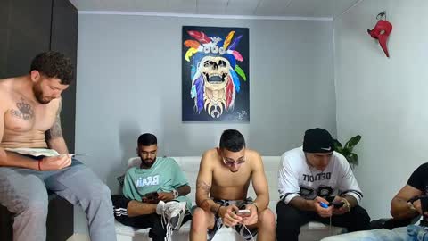 SCOTT  THEO  KAMERON  GENDERSON online show from December 2024 03:47:02 AM