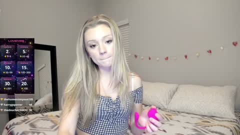 the_hotties online show from December 2024 02:01:01 AM