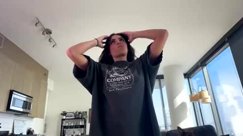 the_isa_bella online show from December 2025 07:21:01 PM