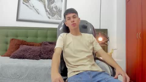 Snapshot of the_mark_king chatting on February 2026 05:17:02 PM T H E M A R K K I N G online show from February 2026 05:17:02 PM