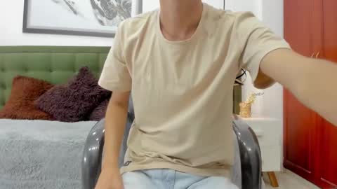 Snapshot of the_mark_king chatting on February 2026 05:20:01 PM T H E M A R K K I N G online show from February 2026 05:20:01 PM