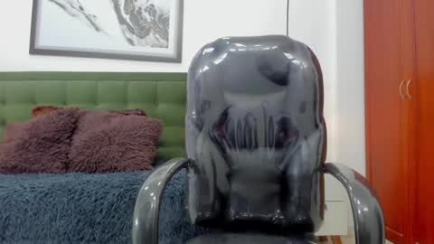 Snapshot of the_mark_king chatting on February 2026 05:41:01 PM T H E M A R K K I N G online show from February 2026 05:41:01 PM