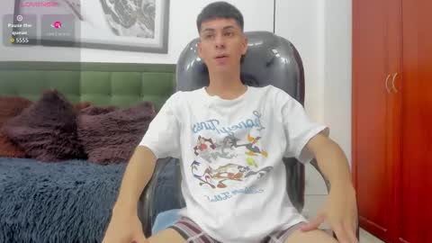 Snapshot of the_mark_king chatting on March 2026 05:30:02 PM T H E M A R K K I N G online show from March 2026 05:30:02 PM