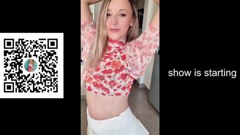 Anna online show from October 2025 08:20:01 PM