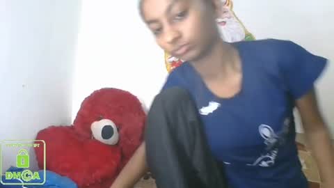 Suzan Sexy online show from December 2024 06:42:02 AM