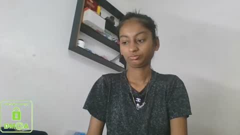 Suzan Sexy online show from March 2025 04:12:02 AM