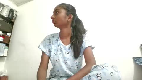 Suzan Sexy online show from September 2025 04:39:02 AM