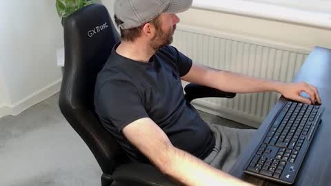 the_sensual_masturwait online show from October 2025 07:01:01 AM