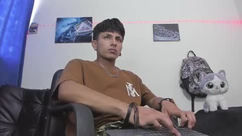 Danny online show from December 2024 08:04:01 PM