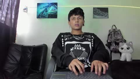 Danny online show from December 2024 09:39:01 PM