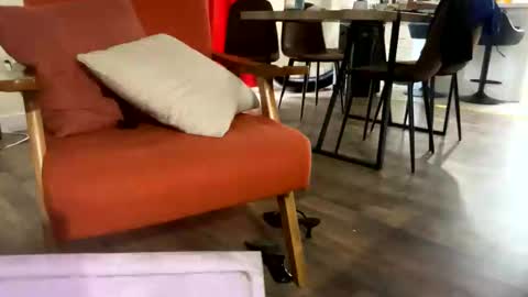 theauroravee online show from September 2025 08:41:02 PM