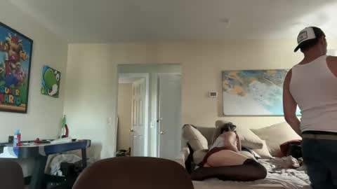 theauroravee online show from September 2025 05:02:02 PM