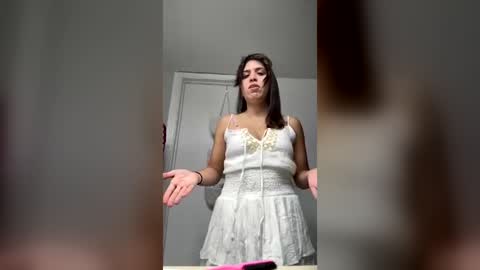 Snapshot of thebabybrii chatting on June 2026 01:55:01 PM thebabybrii online show from June 2026 01:55:01 PM