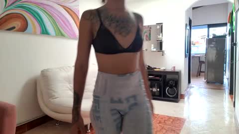 thebadwolf818 online show from September 2025 08:10:02 PM