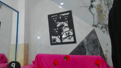 Snapshot of thebigdanni chatting on March 2026 08:59:01 PM DEAN AND MARY online show from March 2026 08:59:01 PM