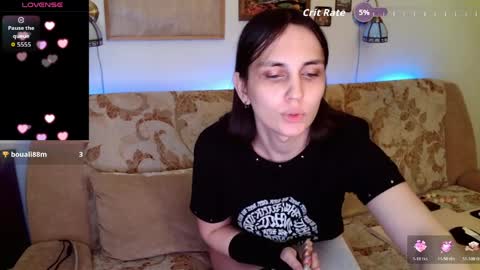 Snapshot of thebl4ckhearts chatting on April 2026 06:38:01 PM Daria and Diana 3 online show from April 2026 06:38:01 PM