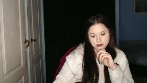 raissa online show from April 2026 06:36:02 PM