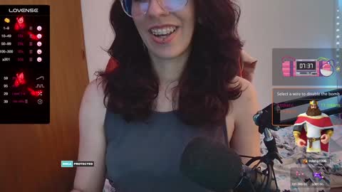 Snapshot of thecherry_paulette chatting on December 2024 08:28:02 PM Paulette online show from December 2024 08:28:02 PM