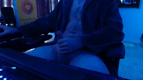 Snapshot of thedarklover102 chatting on October 2025 07:15:02 PM Darklover online show from October 2025 07:15:02 PM