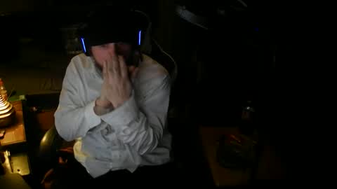 Snapshot of thedemonlord93 chatting on December 2025 11:20:01 PM thedemonlord93 online show from December 2025 11:20:01 PM