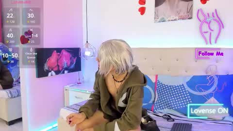 ethan online show from October 2025 07:59:01 PM