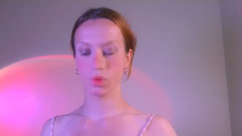 Snapshot of thedollxxxperience chatting on December 2024 04:37:01 PM Yolanda online show from December 2024 04:37:01 PM