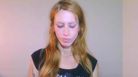 Snapshot of thedollxxxperience chatting on October 2025 06:14:02 PM Yolanda online show from October 2025 06:14:02 PM